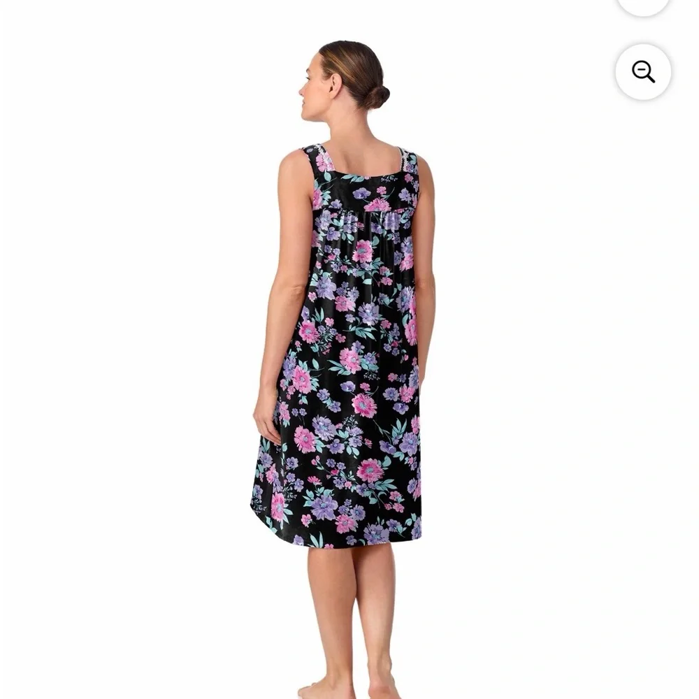 Aria Black and Pink Floral Sleeveless Cotton Nightgown Size Medium‎